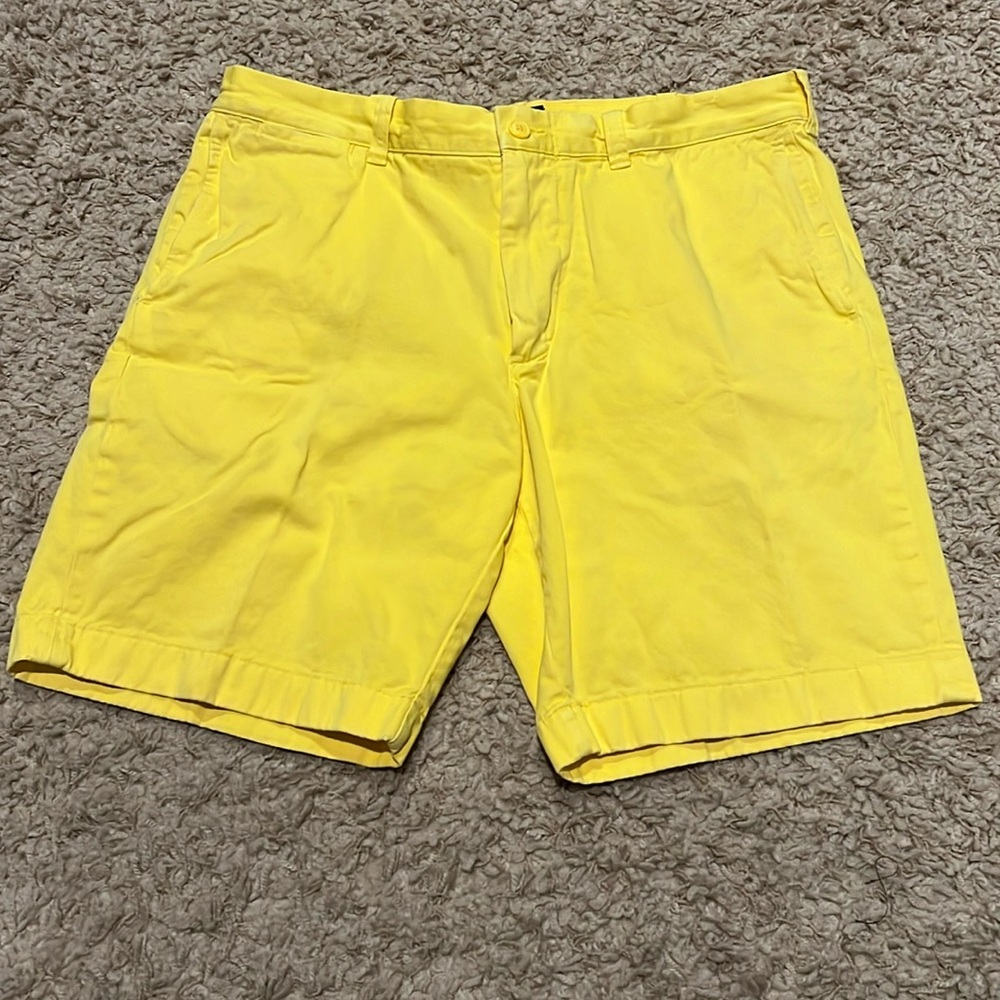 9" J Crew Men's Stanton Yellow Shorts 36 W